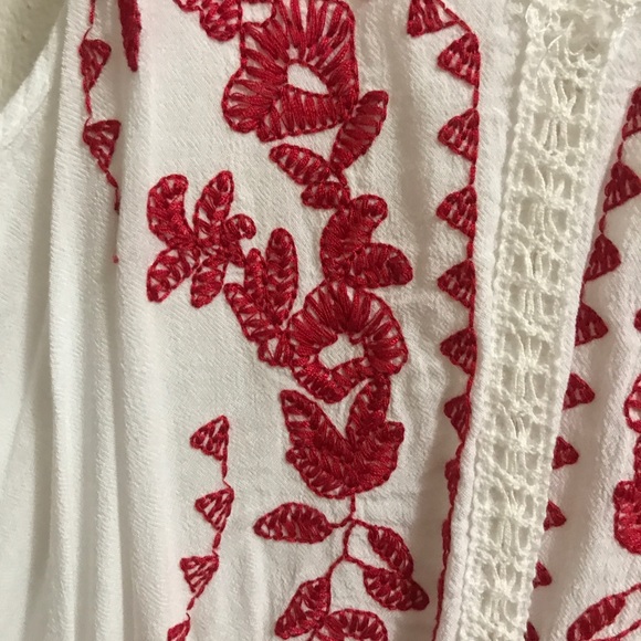 Embroidered Top - Picture 2 of 5